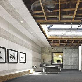 Ademend en geurloos woonkamerbehang en wandbekleding met gemodificeerd kleimateriaal